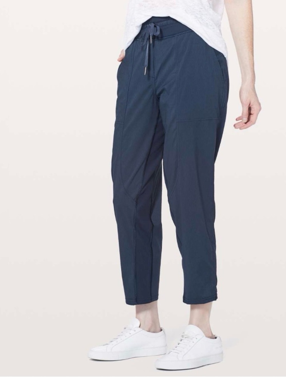 Lululemon Dance Studio Crop II Navy size 8